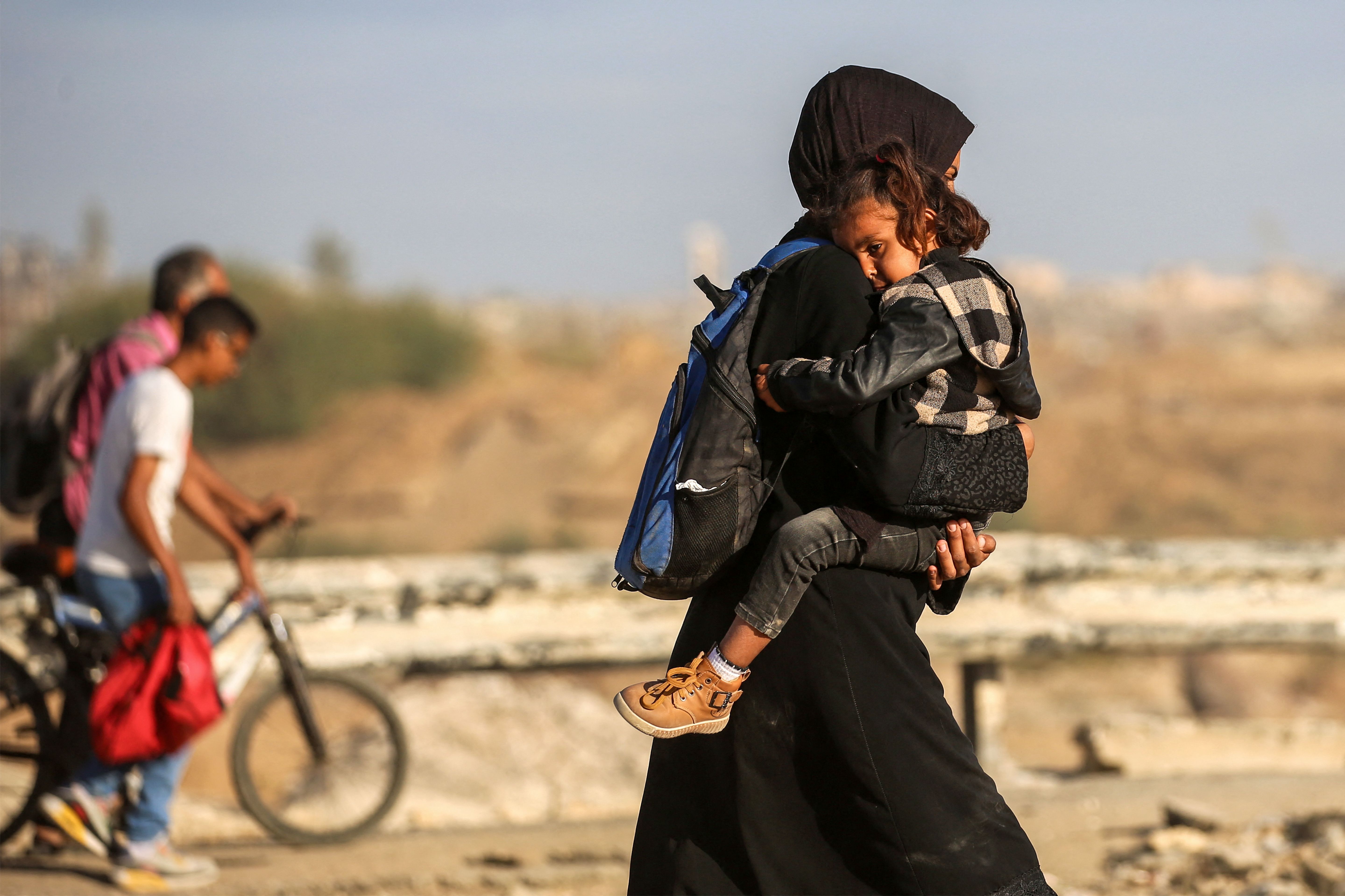 Help refugees now 